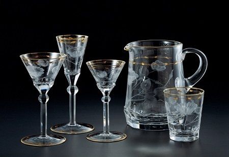 Opulin Brings Festive Elegance with Moser's Glassware for a Luxurious Christmas